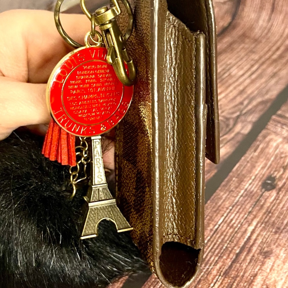 Louis Vuitton Pouch fob holder Keychain w/ charms - Picture 8 of 10